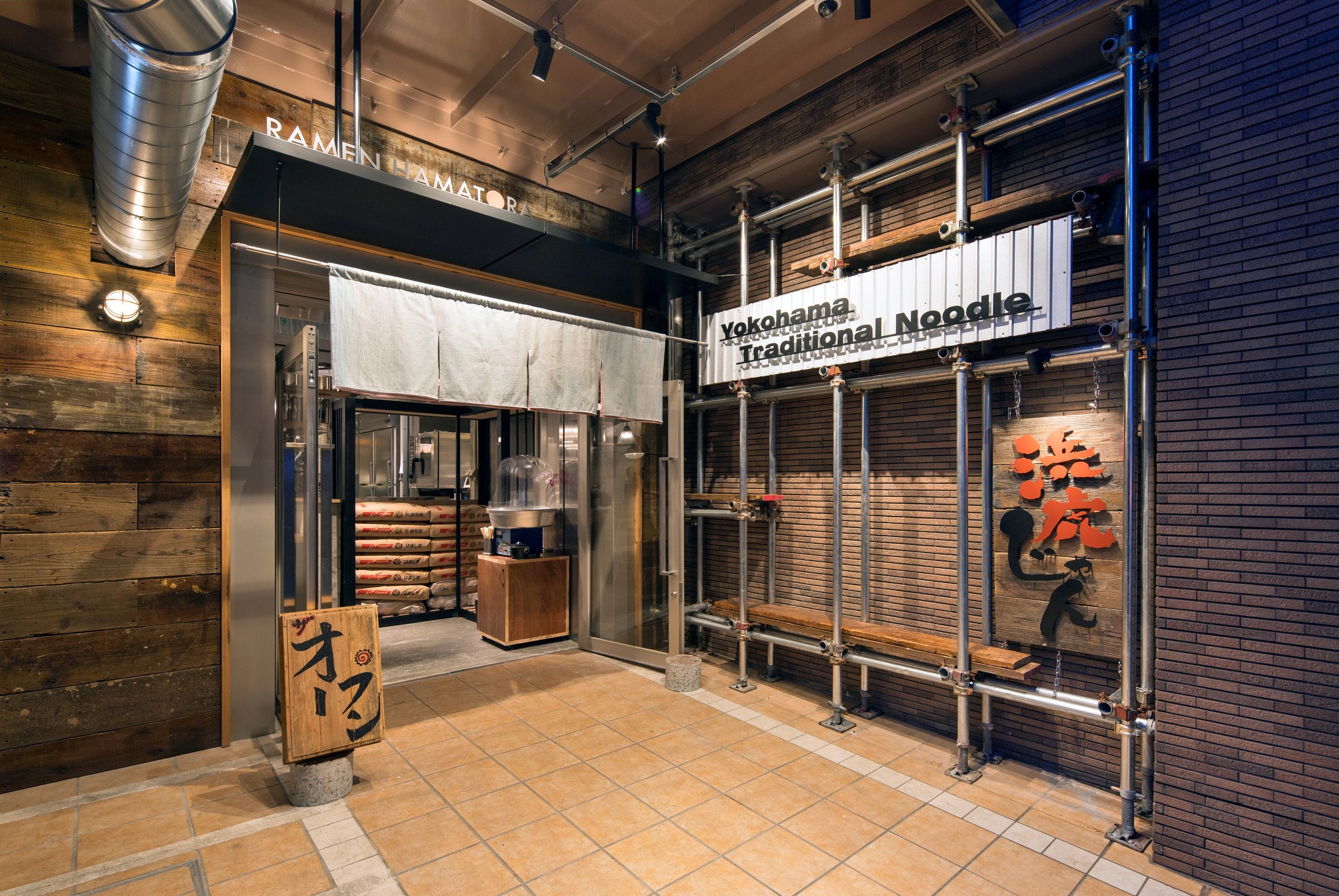 RAMEN 浜虎 福岡中洲店